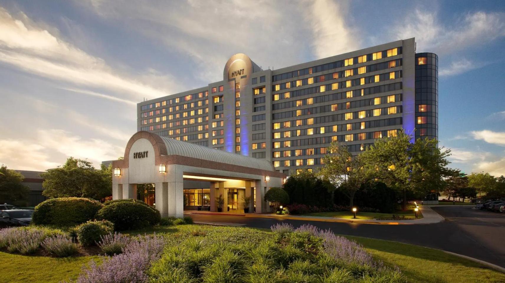 Hyatt Regency Lisle Near Naperville Exterior photo